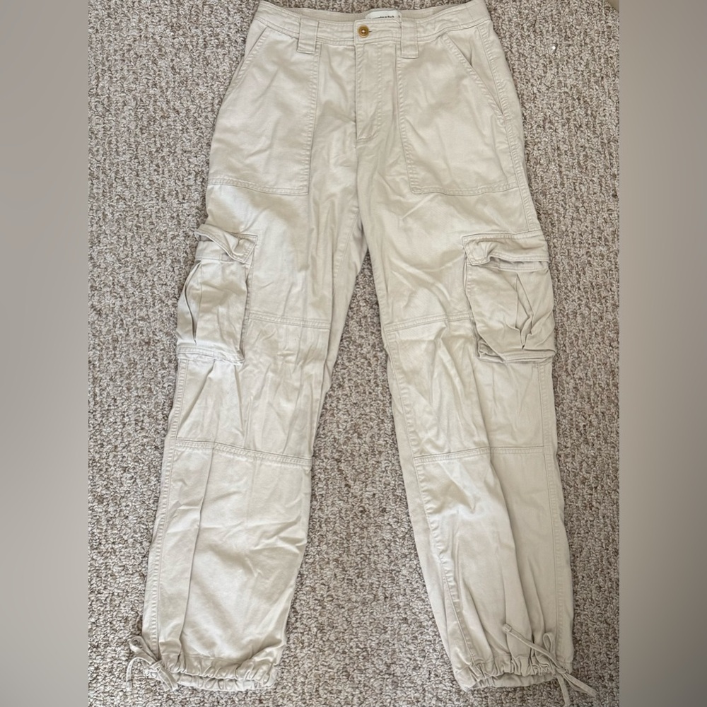 Abercrombie & Fitch 90s Baggy Cargo Pants